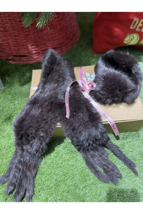 Conjunto Pelo. Varios. Color: blanco roto, maquillaje, negro, granate, marron