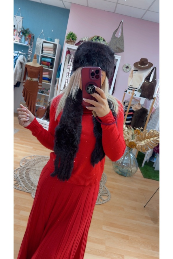 Conjunto Pelo. Varios. Color: blanco roto, maquillaje, negro, granate, marron