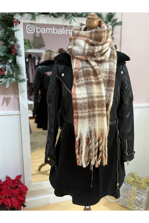 Bufanda Franela Cuadros. Inicio. Color: negro, verde, celeste, beige, naranja