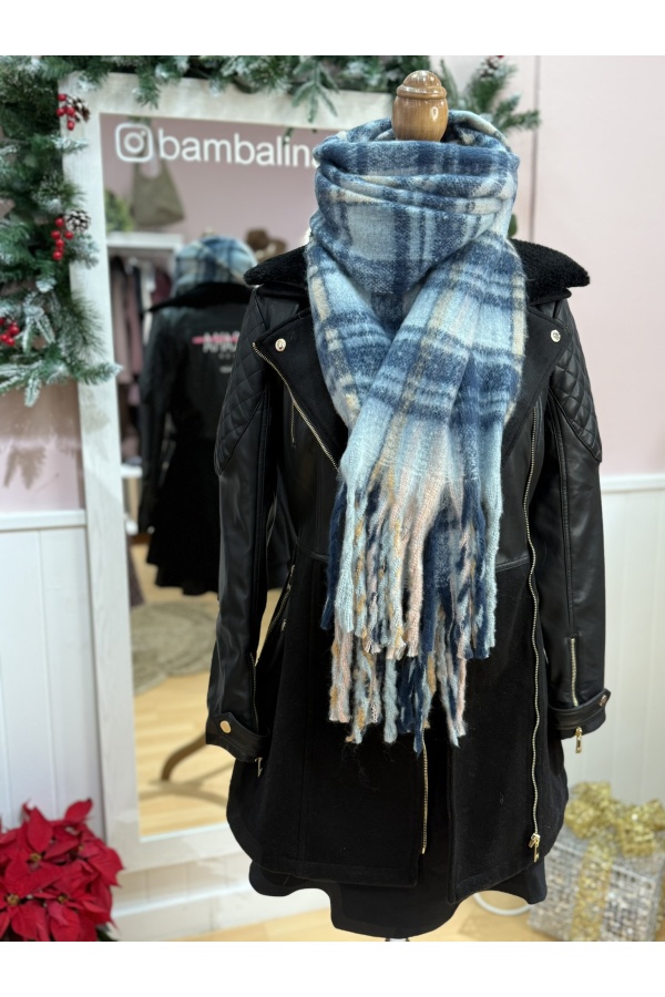 Bufanda Franela Cuadros. Inicio. Color: negro, verde, celeste, beige, naranja