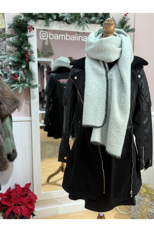 Bufanda Ribete. Varios. Color: frambuesa, celeste, blanco roto, maquillaje, rosa