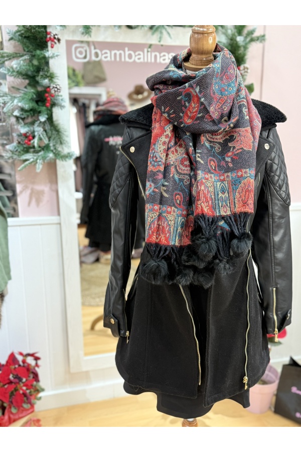 Bufanda Borlas Pelo. Pañuelos /Bufandas. Color: marron chocolate, fucsia, negro