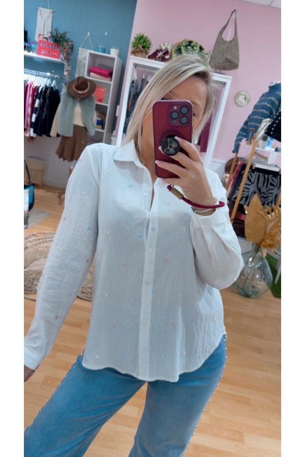 Camisa Corazones Colores. Camisas / Tops/Chalecos. Tallas: m, l, xl, s |