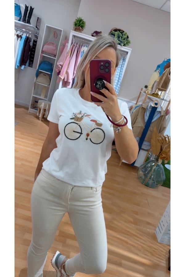 Camiseta Bici Blanca. Camisetas. Tallas: l, xl, xxl, m | Bambalinas Closet