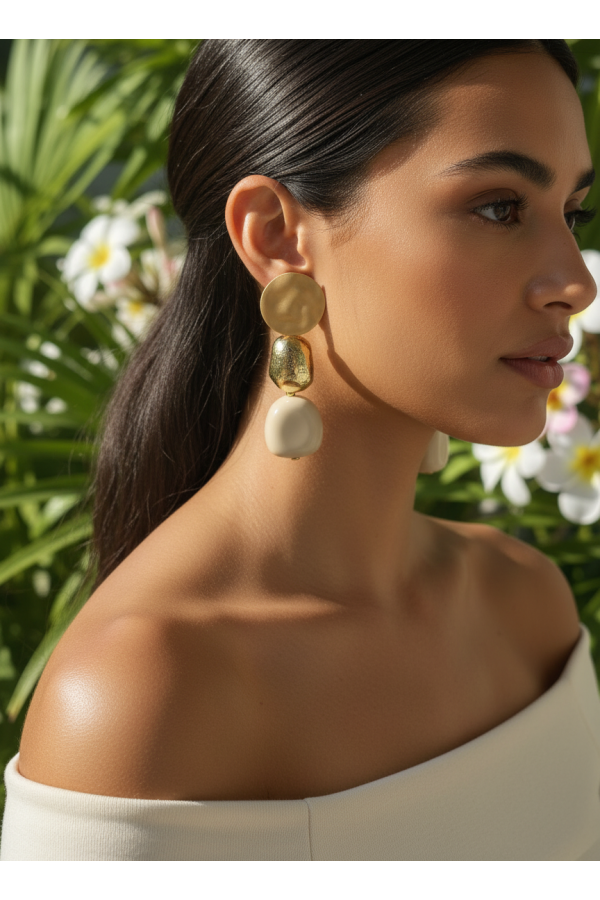 Pendientes Carla Beige. Bisuteria.  | Bambalinas Closet