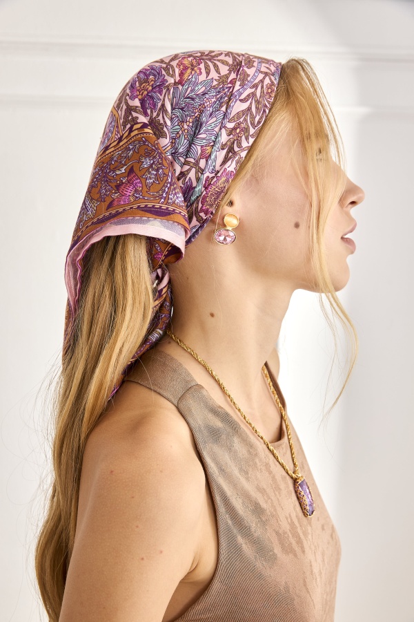 Pañuelo Nura. Accesorios NKN.  | Bambalinas Closet