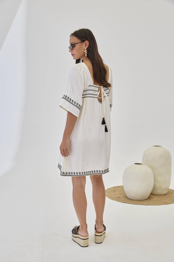 Vestido Jelani. Vestidos NÜD Y NKN. Tallas: s, m, l, xs | Bambalinas Closet