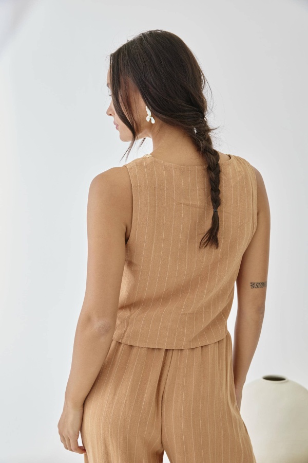 Chaleco Neftis. Partes de arriba NÜD & NKN. Tallas: s, m, l, xs | Bambalinas