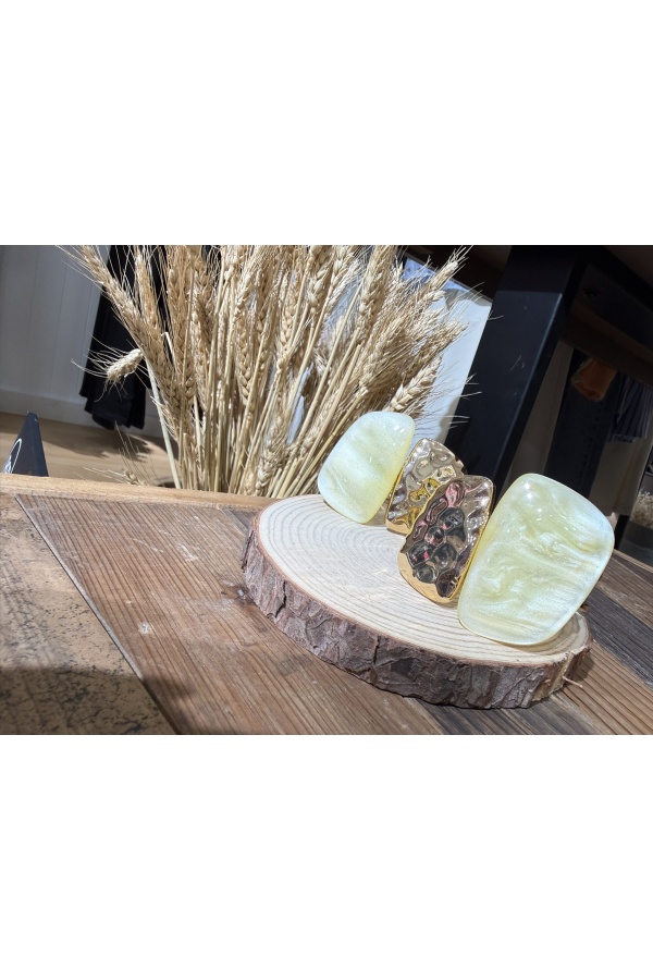 Pulsera Agua. Bisuteria. Color: verde kaki, verde mint, azul cielo, rosa, marfil