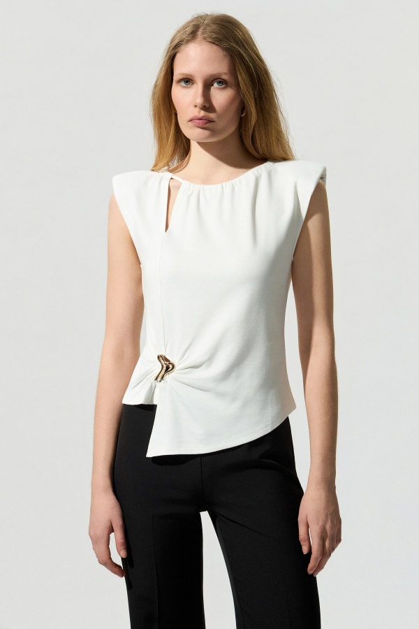Camiseta Broche. Camisetas / Camisas BSB. Color: blanco, marron; Tallas: s, m, l
