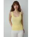 Top Ondas. Inicio. Color: blanco, amarillo pastel; Tallas: s, m, l | Bambalinas