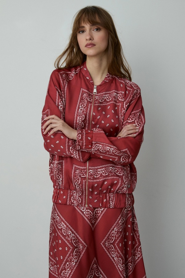 Bomber Bandana. Inicio.  | Bambalinas Closet