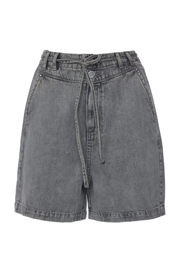 Bermuda Tachas. Inicio.  | Bambalinas Closet