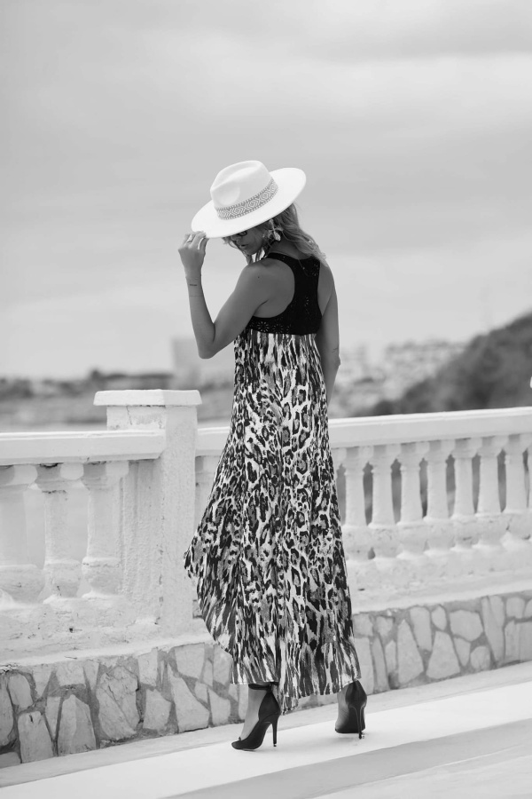 Vestido Kirinak Camaleonica. Vestidos / Conjuntos C. Tallas: s, m, l, xs |