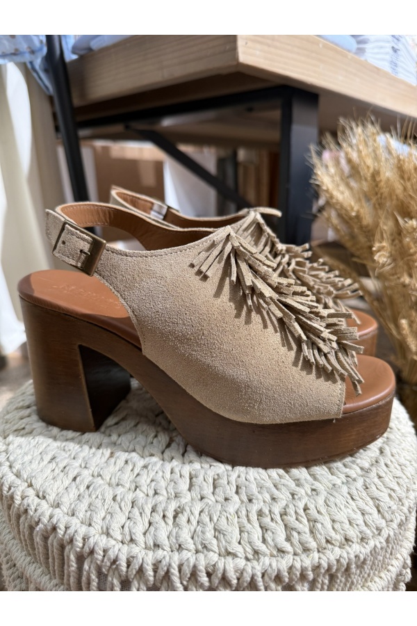 Cuñas Flecos. Cuñas. Tallas: 36, 37, 38, 39, 40 | Bambalinas Closet