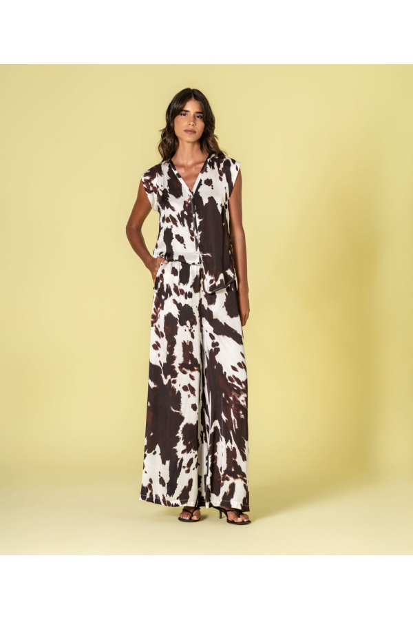 Blusa Animal Choco. Camisas / Tops/Chalecos.  | Bambalinas Closet