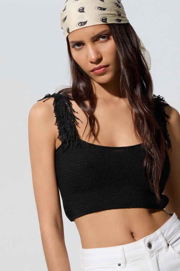 Top Flecox. Camisetas / Camisas BSB. Color: negro, amarillo pastel, verde