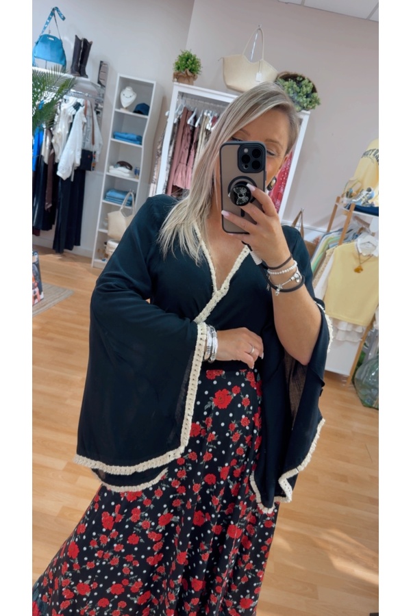 Blusa Lorena. Camisas / Tops/Chalecos.  | Bambalinas Closet