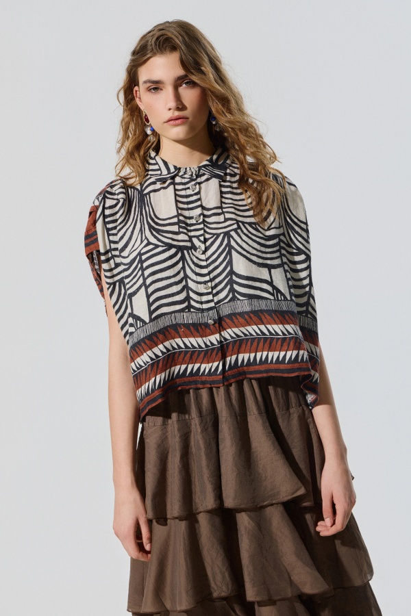 Blusa Etnica. Camisetas / Camisas BSB. Tallas: m, s | Bambalinas Closet