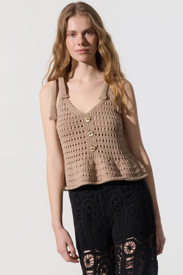 Top Crochet. Camisetas / Camisas BSB. Color: beige, negro; Tallas: s, m |