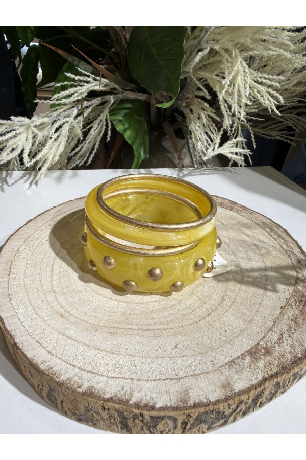 Pulseras Amaral. Bisuteria. Color: amarillo, beige, rosa | Bambalinas Closet