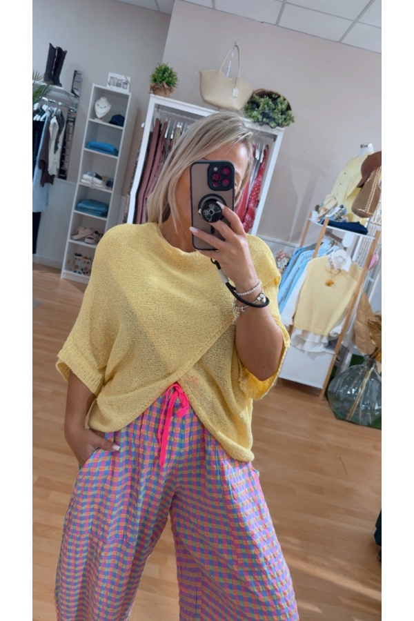 Sweater Valencia. Sueters / Jersey. Color: amarillo pastel, verde kaki, denim