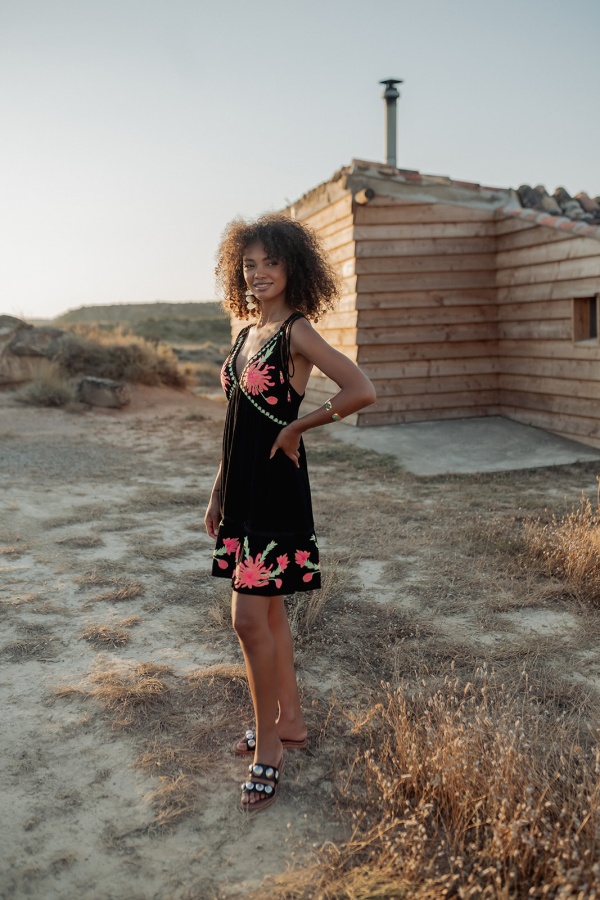 Vestido Aloha Corto. Inicio.  | Bambalinas Closet