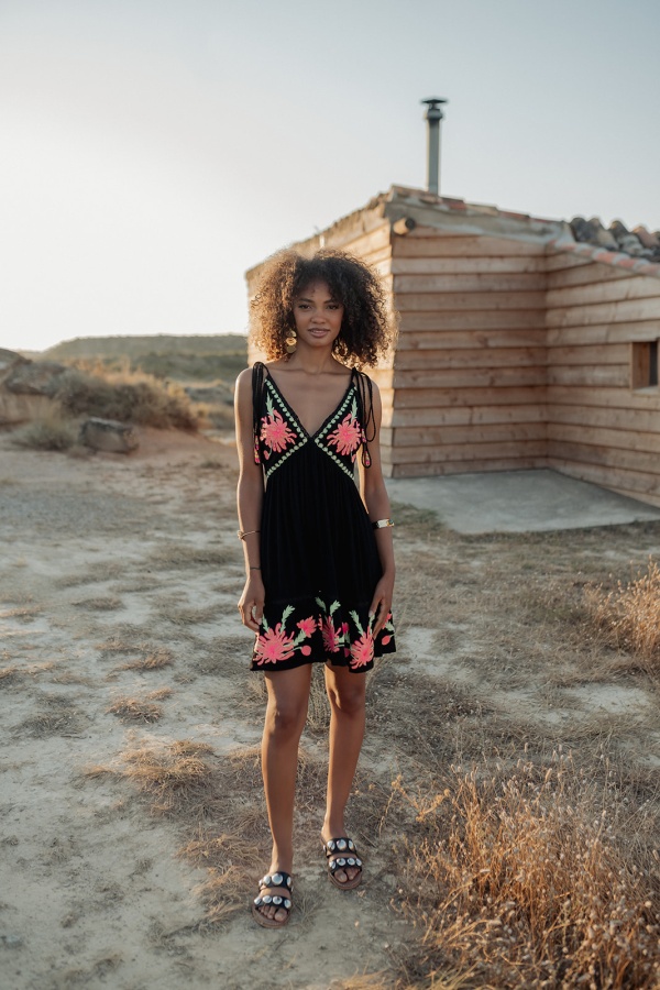 Vestido Aloha Corto. Inicio.  | Bambalinas Closet