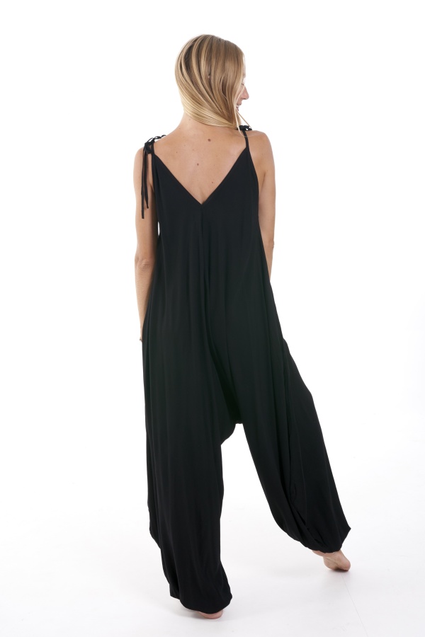 Mono Aciron. Monos / Conjuntos. Color: blanco, beige, negro; Tallas: talla unica