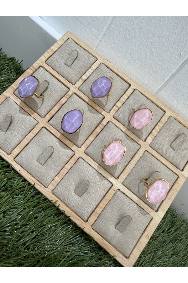 Anillo Cristalino. Bisuteria. Color: lila, rosa | Bambalinas Closet