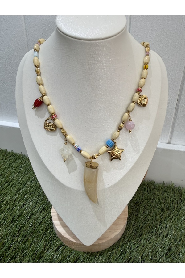 Colgante Cuerno De Verano. Bisuteria.  | Bambalinas Closet