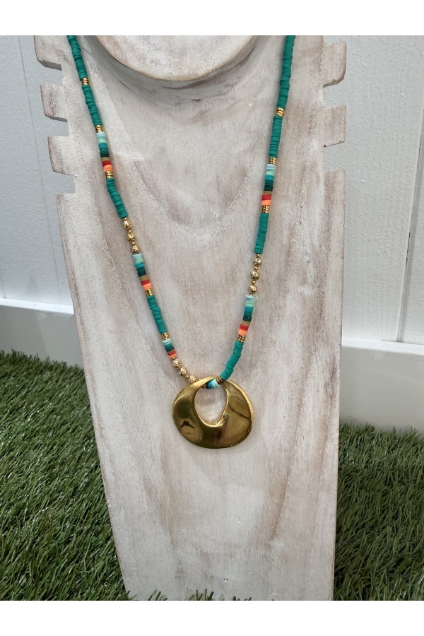 Colgante Medallon. Bisuteria.  | Bambalinas Closet