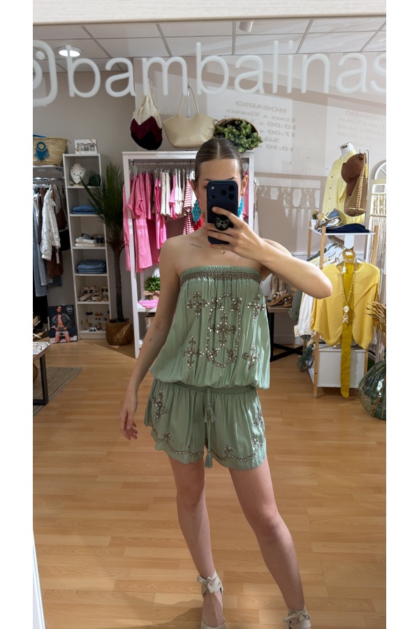 Mono Diana. Monos / Conjuntos. Color: verde mint, negro; Tallas: talla unica |
