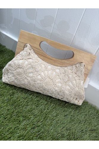 Bolso Crochet Madera. Bolsos. Color: blanco roto, negro | Bambalinas Closet