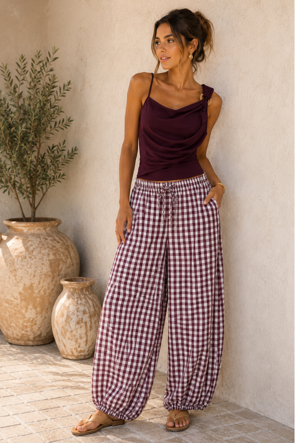 Pantalon Vichy. Pantalones / Shorts. Color: marron chocolate, azul marino