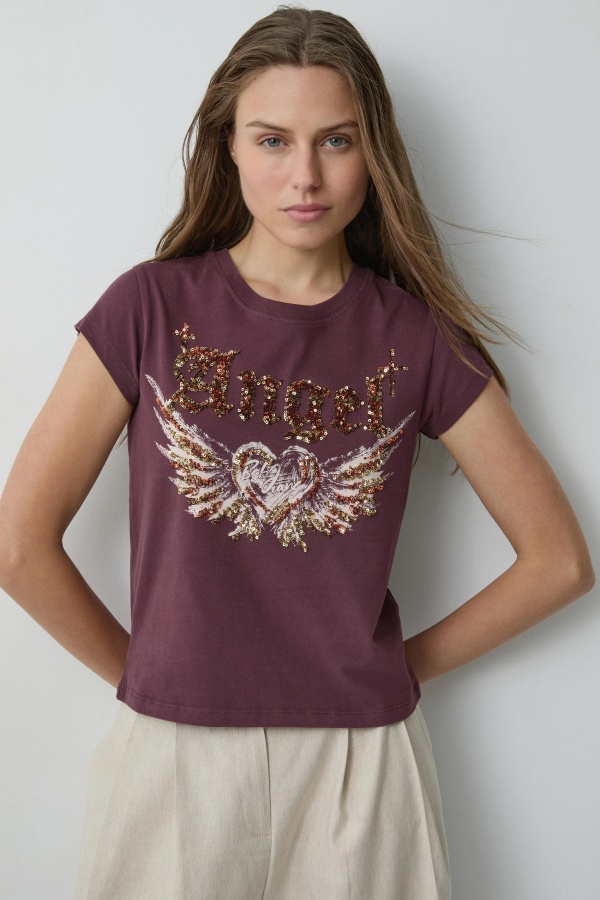 Camiseta Angel Berenjena. Inicio.  | Bambalinas Closet