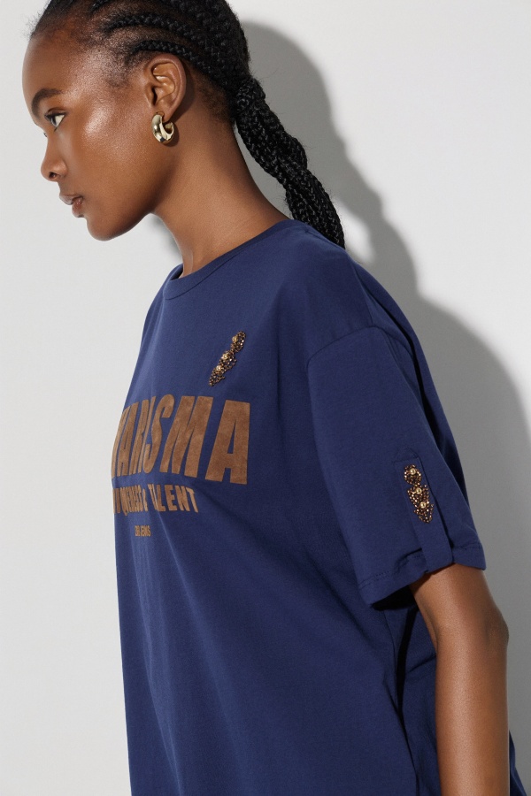 Camiseta Charisma. Inicio.  | Bambalinas Closet