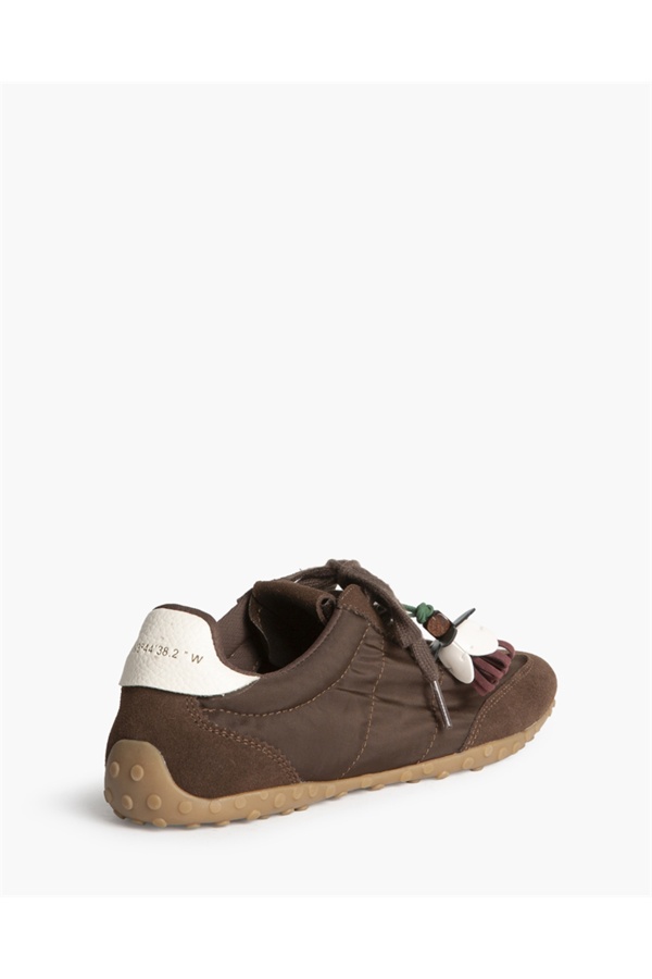 Deportiva Bimba. Inicio. Tallas: 36, 37, 38, 39, 40, 41 | Bambalinas Closet