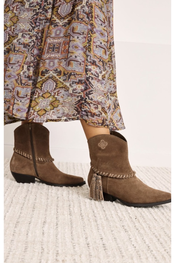 Botín Kormis. Accesorios NKN. Tallas: 36, 37, 38, 39, 40, 41 | Bambalinas Closet