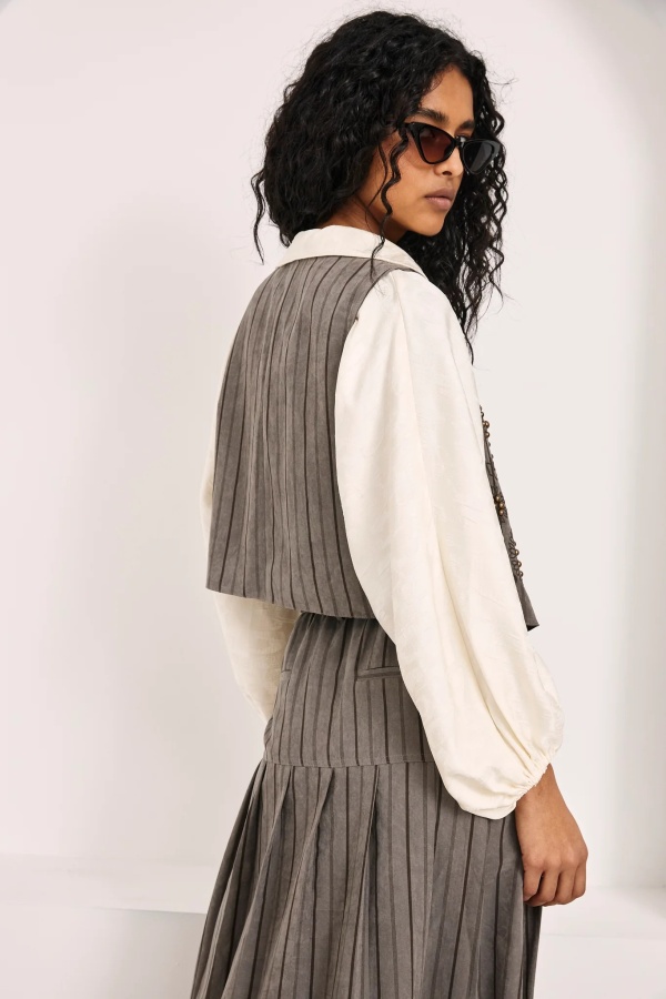 Chaleco Maroli. Prenda exterior NUD & NKN. Tallas: s, m, l, xs | Bambalinas Closet