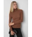 Sueter Basico Cuello. Inicio.  | Bambalinas Closet