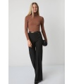 Sueter Basico Cuello. Inicio.  | Bambalinas Closet