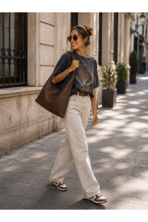 Bolso Madrid Maxi. Bolsos. Color: camel, burdeos, marron chocolate, negro |