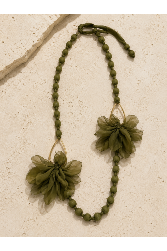 Collar Bolas Flor Metal. Bisuteria. Color: verde kaki, negro | Bambalinas Closet