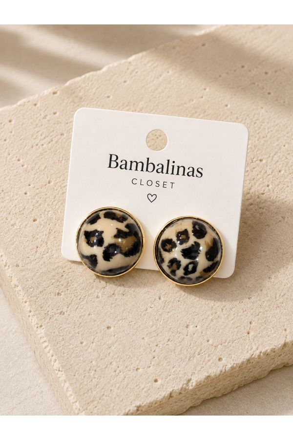 Pendientes Boton Animal. Bisuteria. Color: crudo, camel | Bambalinas Closet