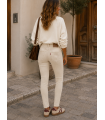 Pantalon Style Otoño. Pantalones / Shorts. Color: marron chocolate, beige;