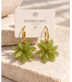 Pendientes Flor Otoño. Bisuteria. Color: blanco roto, verde kaki, maquillaje |