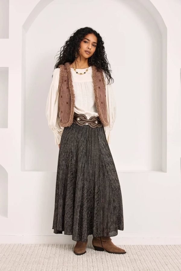 Falda Aveta. Partes de abajo NÜD Y NKN. Tallas: 38, 40, 36 | Bambalinas Closet