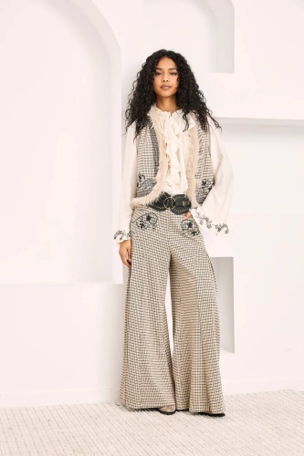 Pantalon Orvina. Partes de abajo NÜD Y NKN. Tallas: 34, 36, 38, 40, 42 |