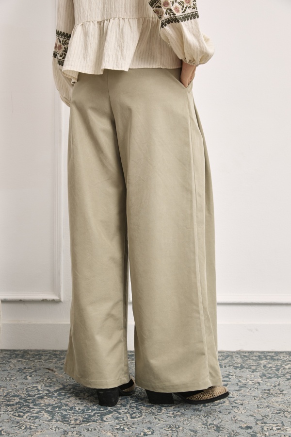 Pantalón Tori. NOVEDADES. Tallas: 38, 40, 36 | Bambalinas Closet